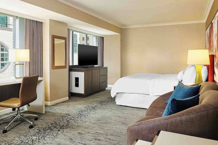 Room 16 of 86